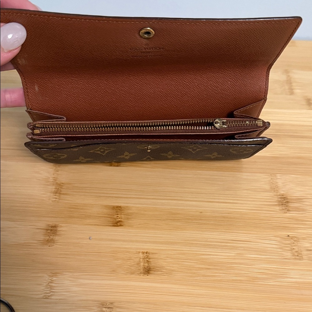 Louis Vuitton Sarah Portefeuille Monogram Coated Canvas Long Wallet LV with COA - Picture 8 of 16